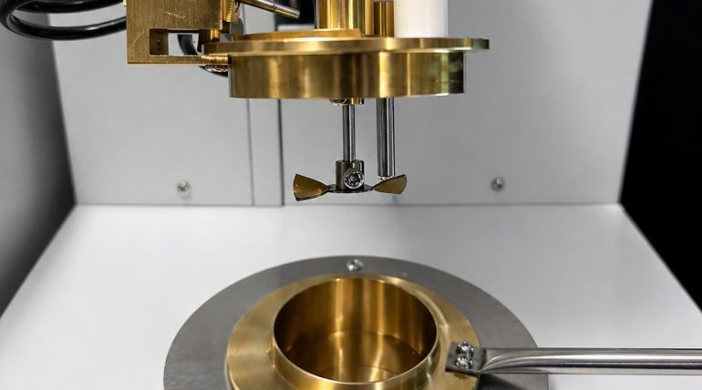 Flash point tester ASTM D93 Pensky Martens closed cup used for cosmetic testing